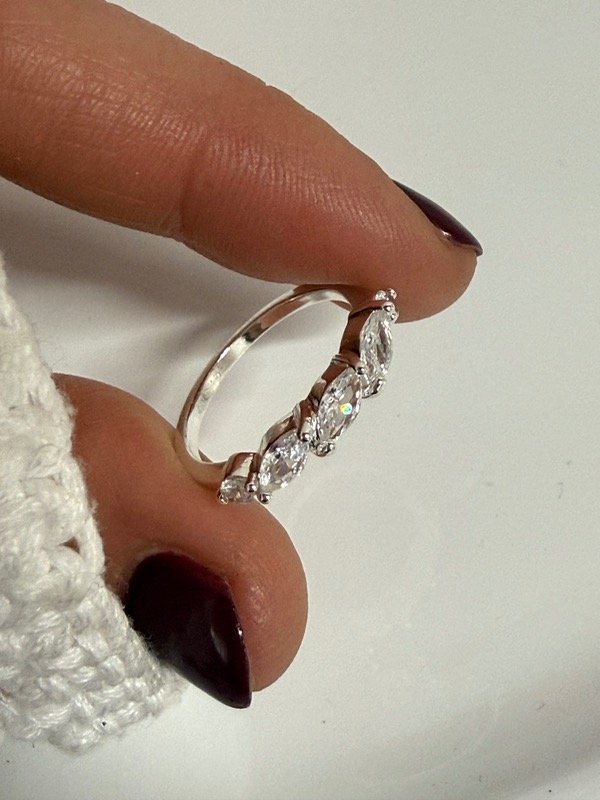 Producto - NB710 Anillo piedras cubik