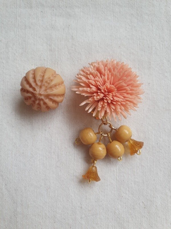 Producto - LUCERO Clips Medusas y Erizos Arena