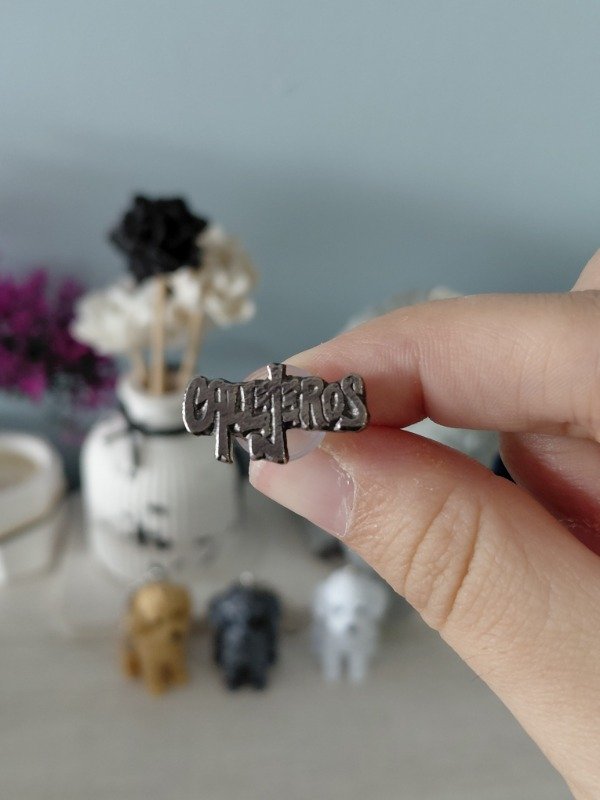Producto - Pin metalizado nacional - Callejeros (Bandas)