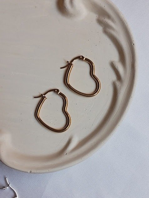 Producto - Argollitas corazón - Acero dorado (3 cm)