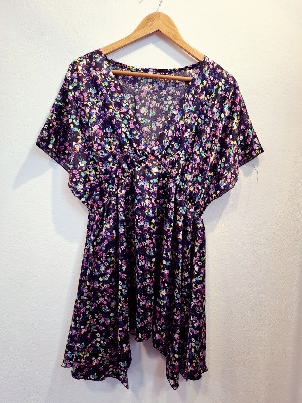 Producto - Vestido floreado nuevo 2