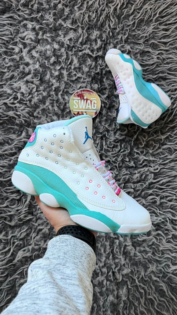 Producto - JORDAN RETRO 13 WHITE SOAR GREEN PINK