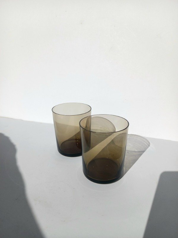 Producto - Vasos fumé grandes hay 11 precio por unidad