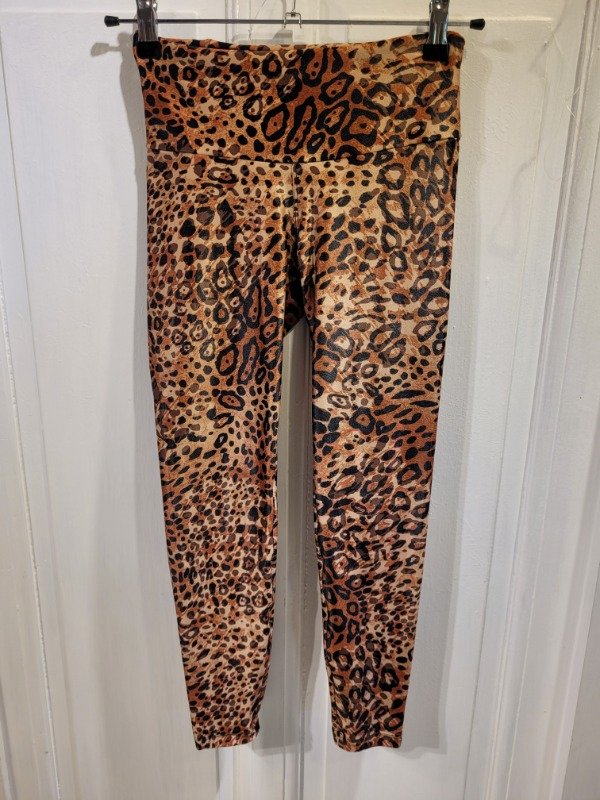 Producto - Calza ADMIT ONE animal print de leopardo Talle S - PRECIO: 40X