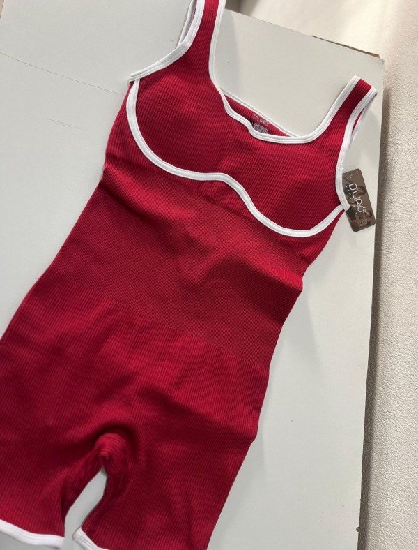 Producto - CAT SUIT ROJO Y BLANCO