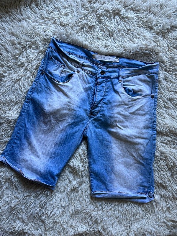 Producto - Bermuda celeste hombre Batuk