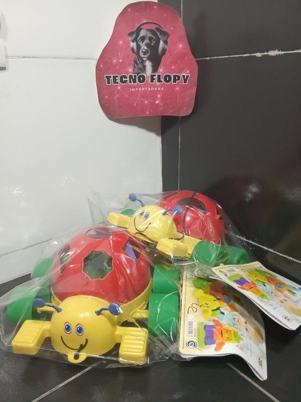 Producto - Juego encastre mariquita