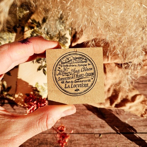 Producto - INSTITUCION LA LOUVIERE