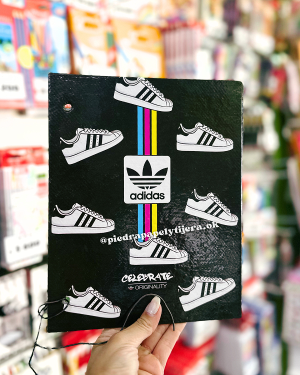 Producto - Carpeta 2 tapas linea eco ADIDAS