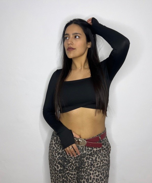 Producto - Top negro diana