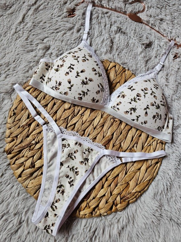 Producto - Triangulito coquette con flores - 8