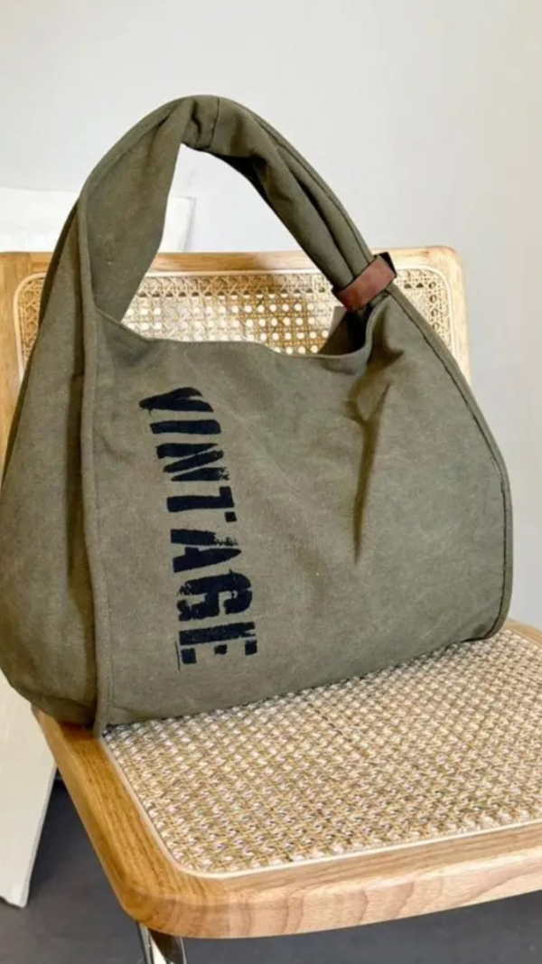 Producto - Bolso urbano detalle en cuero y letras