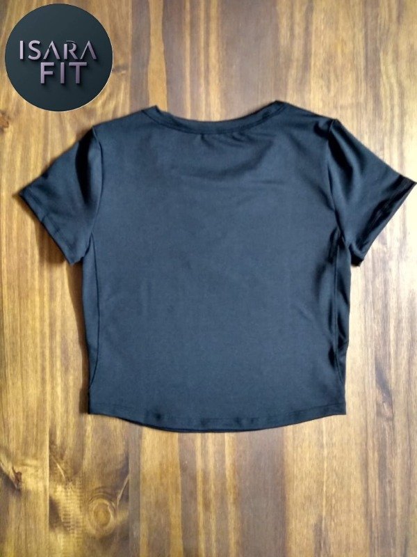Producto - Remera Fit Negra - 3