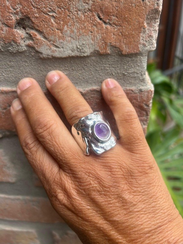 Producto - Anillo acero-con centro amatista