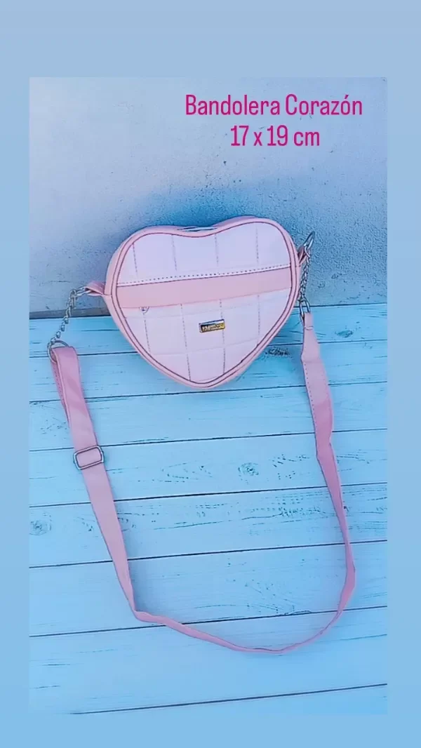 Producto - BANDOLERA CORAZÓN ROSA