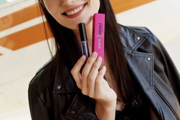 Producto - LIPSTICK ELECTRIC KISSABLE - BERRIES CREAM