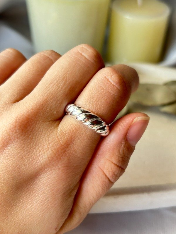 Producto - Anillo Violeta
