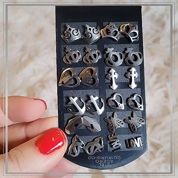 Producto - Aros "LOVE"