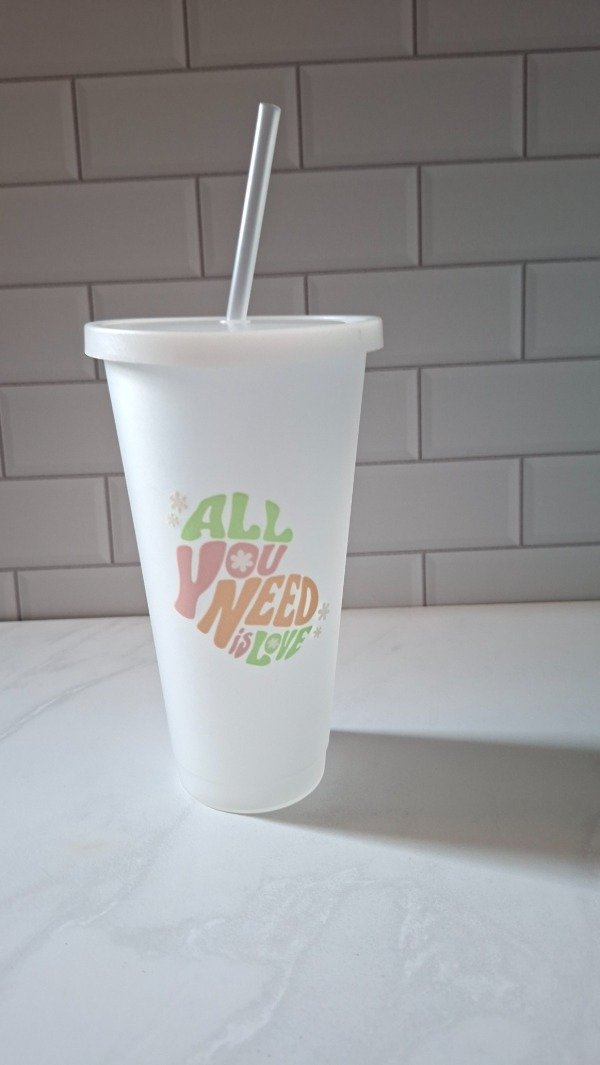 Producto - Vaso XL "all you need is love"