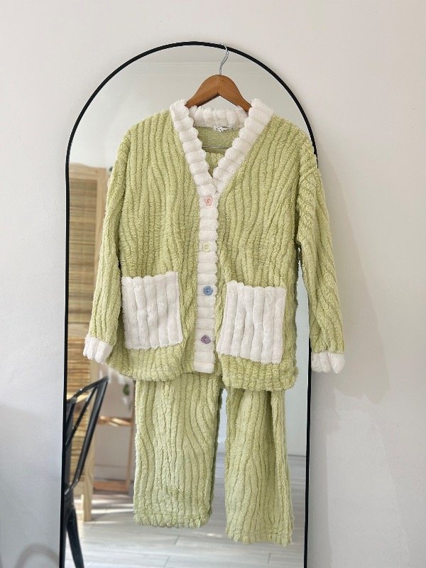 Producto - CONJUNTO CAMISERO VERDE PASTEL