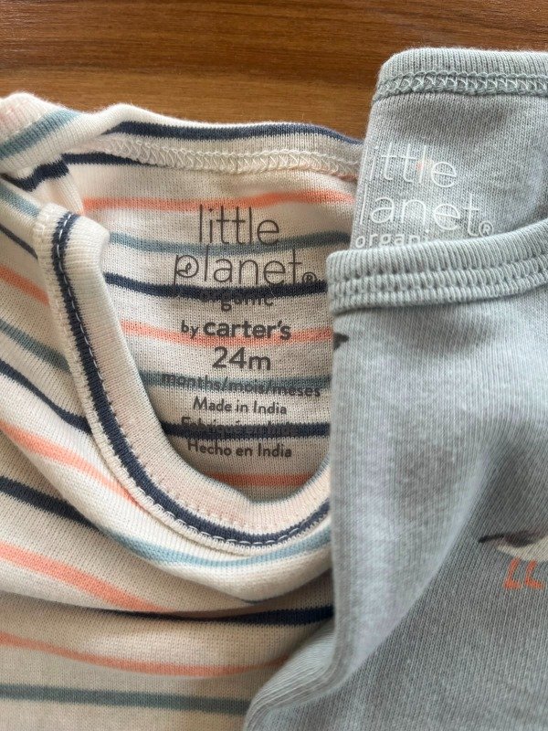 Producto - Pack x2 bodies LITTLE PLANET By Carters Talle 24 meses - 2
