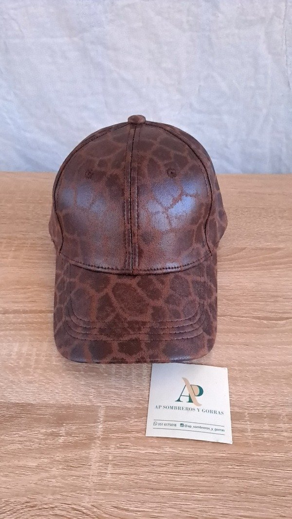 Producto - Gorra KARMIA