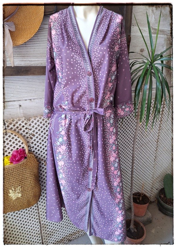 Producto - Deshabillé Vintage Jersey Estampado Lila