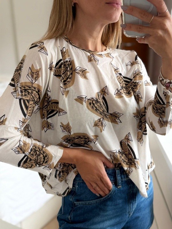 Producto - REMERA JAZMIN CHEBAR