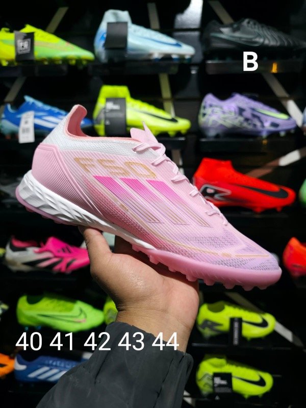 Producto - BOTINES FUTBOL 5