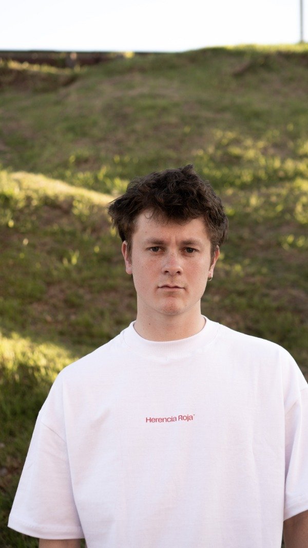 Producto - Remera Over King of Cups