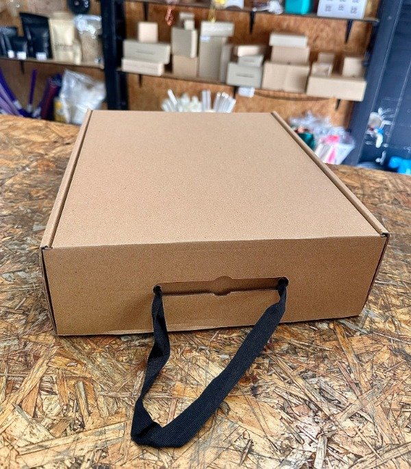 Producto - CAJA BOLSA PREMIUM -COD. CB103 medida 34X10X30 (3 BOTELLAS)