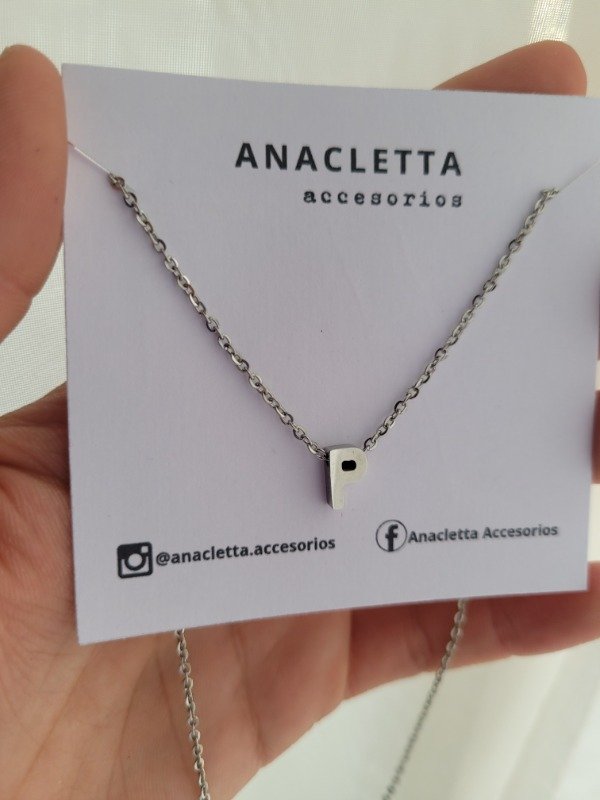 Producto - Gargantilla incial pasante P AQ