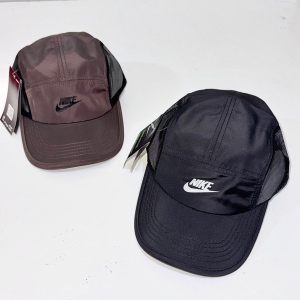 Producto - NIKE lV deportiva impermeable
