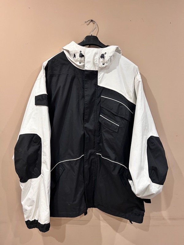 Producto - Campera Burton The White XL