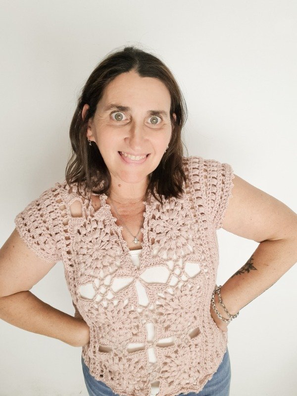 Patrón remera magnolia técnica crochet vertical + grannys — imagen 4