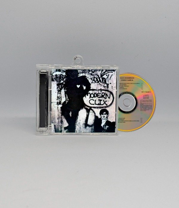 Producto - Clics Modernos - Llavero CD
