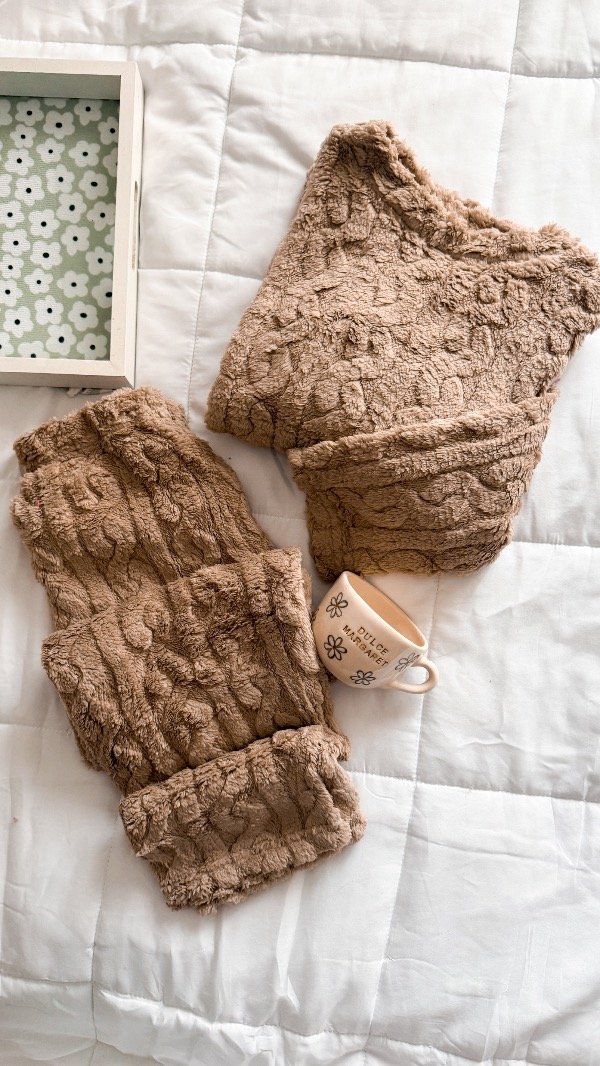 Producto - Pijama Relieve