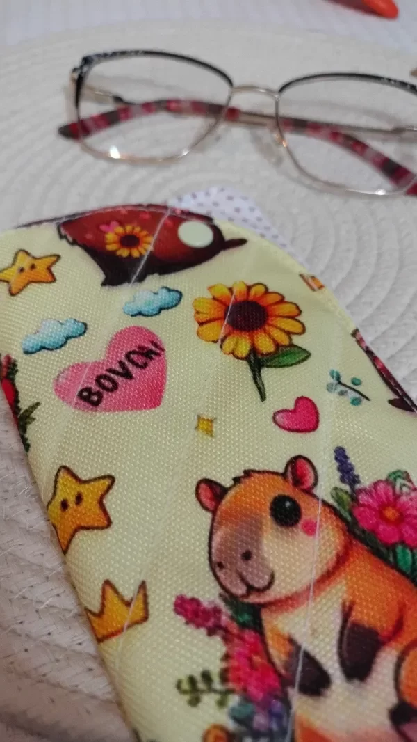Producto - ESTUCHE PORTA ANTEOJOS CAPIBARA AMARILLO - 1