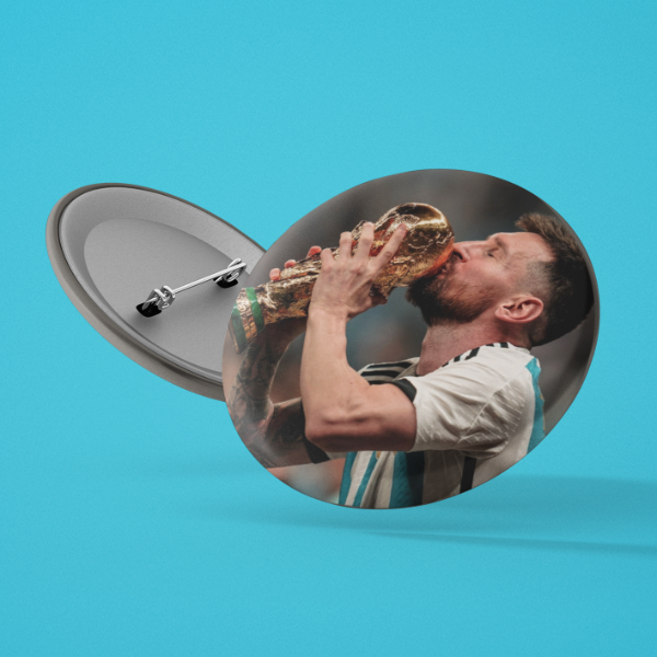 Producto - Pin Messi copa
