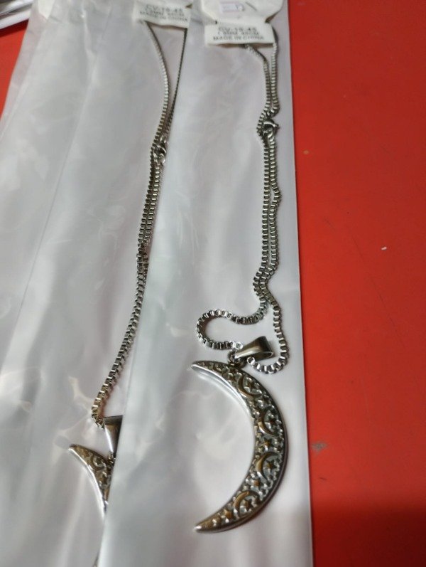 Producto - Cadena con luna