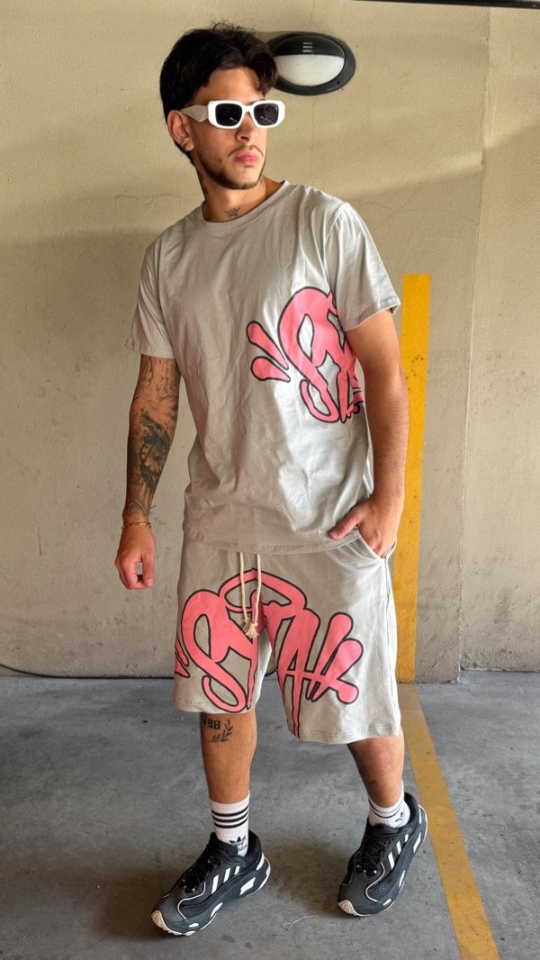 Producto - Conjunto Syna World Drip Gris