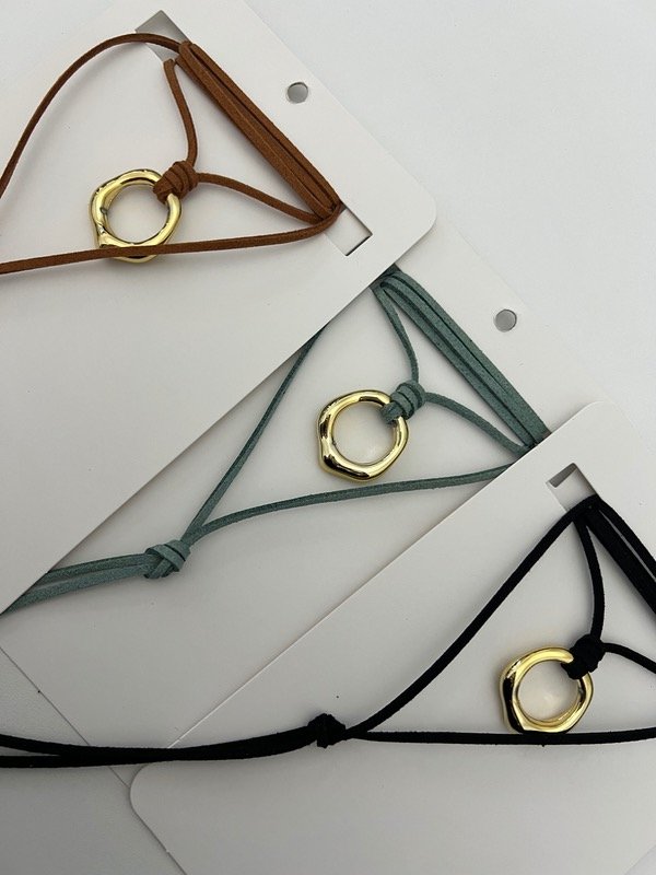 Producto - Chokers gamuza