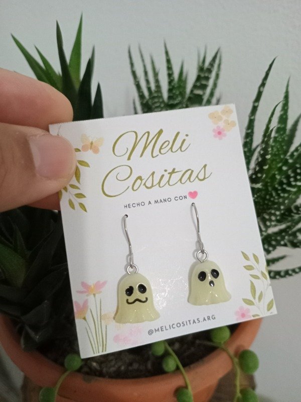 Producto - Aritos Fatasmitas Brillan en la Oscuridad
