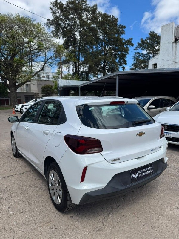 Producto - Chevrolet Onix 1.2 Tech MT 2020 - 4