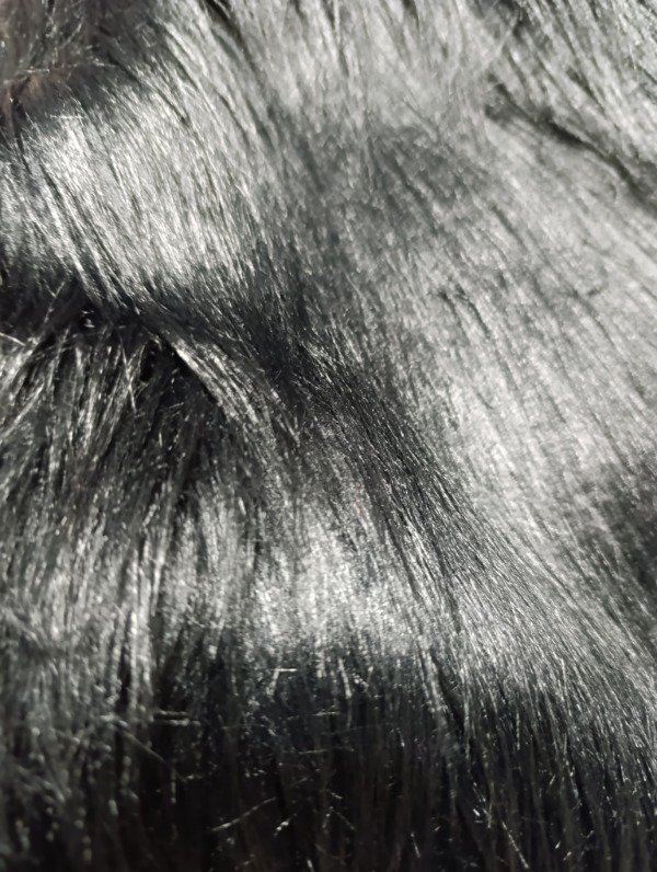 Producto - Tira de pelo negro de 10cm x 80 cm