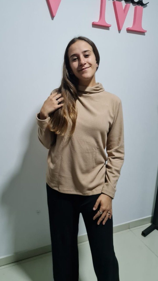 Producto - Polerón Darlon