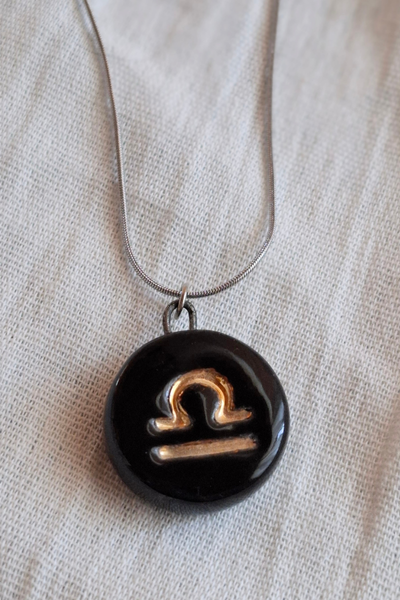 Producto - Collar signo libra