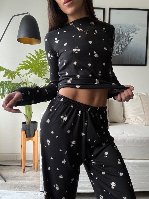 Producto - Pijama Algodon Soft Negro con Flores grandes - 3