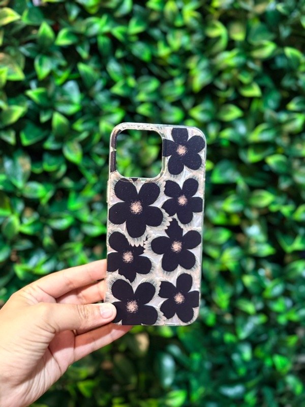 Producto - Flores/ IPhone 16 Pro Max