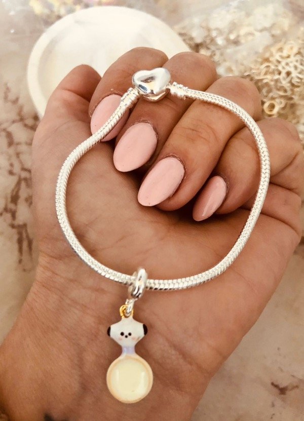 Producto - Dije Gatito esmaltado Pandora Acero Blanco